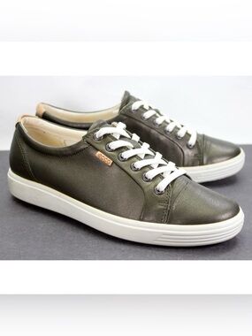 ECCO Soft 7 Womens EU 40 US 9 Metallic Pewter Leather Fashion Lace Up Sneakers